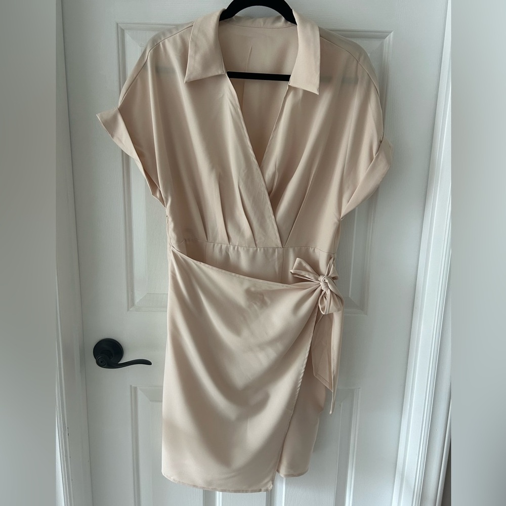 Cream dress with tie feature